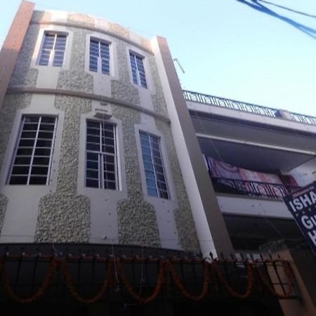 Ishan Paying Guest House Varanasi Bagian luar foto