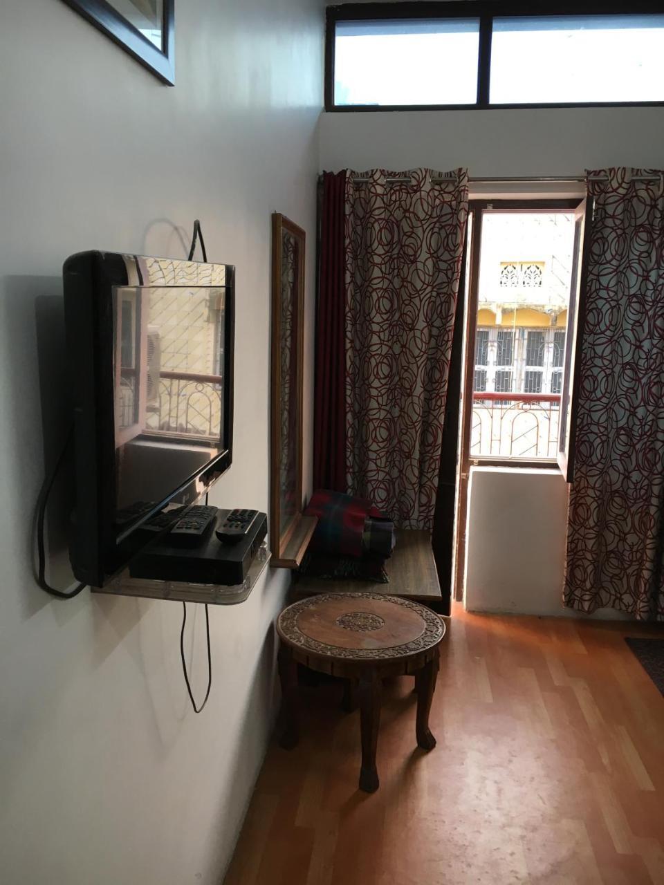 Ishan Paying Guest House Varanasi Bagian luar foto