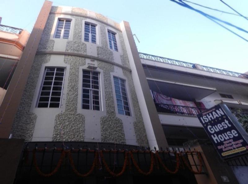 Ishan Paying Guest House Varanasi Bagian luar foto